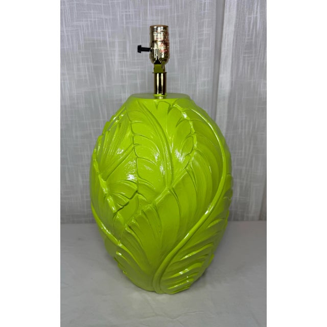 This stunning Vintage Regency Style Palm Leaf Table Lamp is a true showpiece for your Palm Beach-inspired home. Crafted...