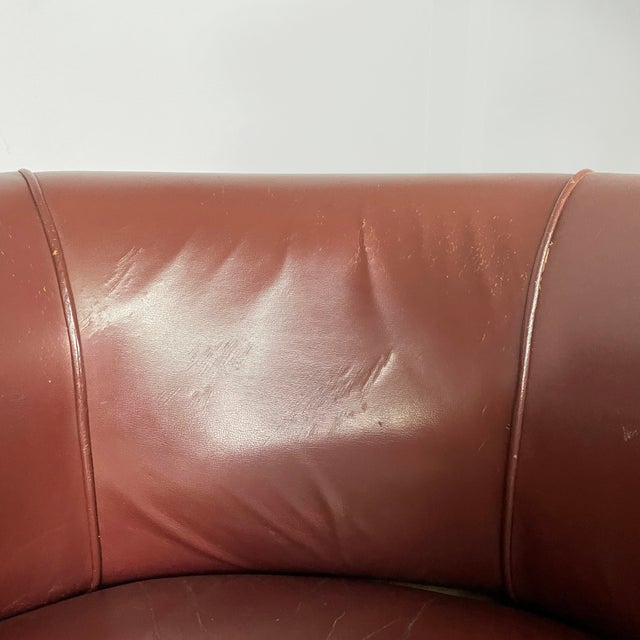 Austrian Burgundy Leather and Wood Tub Armchairs from Thonet, Early 1900s, Set of 2 For Sale - Image 10 of 18