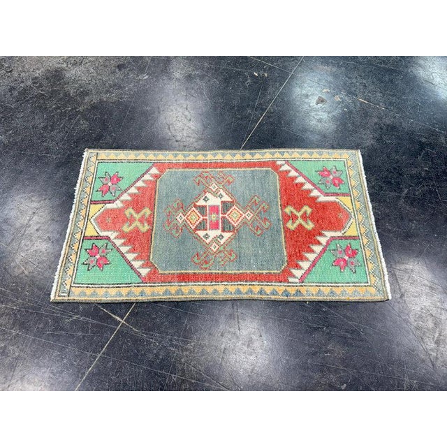 Turkish Mini Rug Oriental Hand Knotted Vintage Rug 1'5" x 2'6" #17063 For Sale - Image 4 of 8