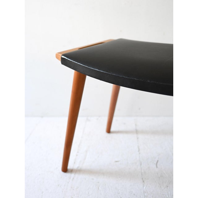 Vintage Stool in Wood and Leather, 1960s For Sale - Image 6 of 9