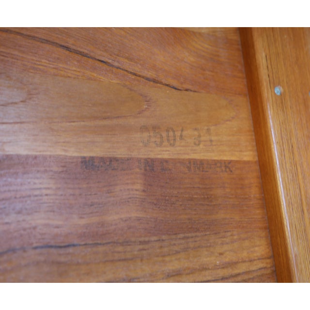 Mid-Century Modern Vintage Extendable Dining Table in Teak with Two Extension Leaves, 1960s For Sale - Image 3 of 13