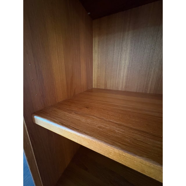 1970s Mid Century Danish Modern Cabinet Uldum Mobler Hutch Compact Display Teak Shelf For Sale - Image 10 of 10