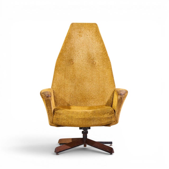Adrian Pearsall Mid Century Swivel Chair This swivel chair measures: 30.5 wide x 31 deep x 45 high, with a seat height of...