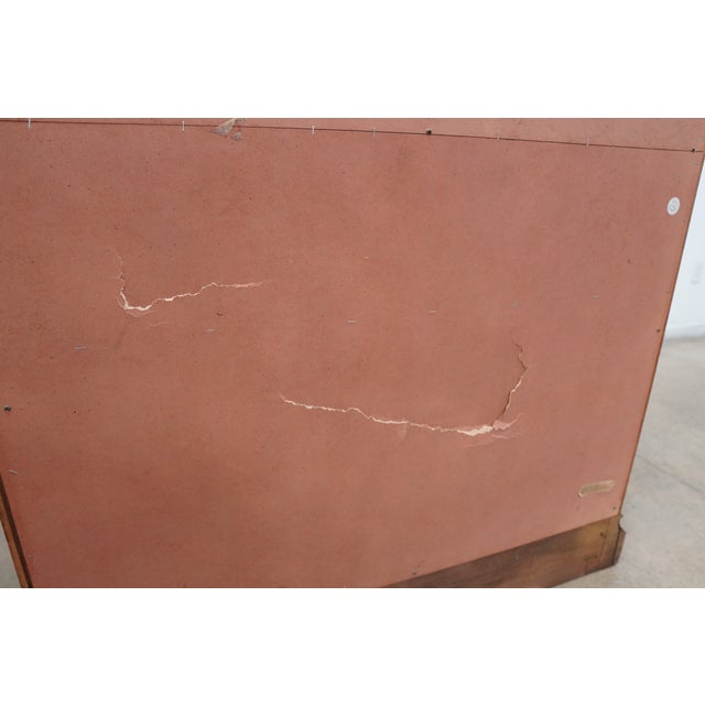 Vintage Traditional Serpentine 6-Drawer Chest For Sale - Image 17 of 18