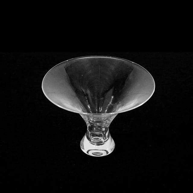 Mid-Century Modern Mid Century Modern Steuben Art Glass Flared Crystal Bowl with Pinched Base 20th Century For Sale - Image 3 of 8
