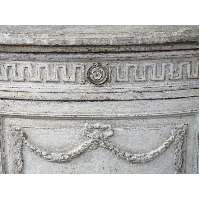 French Pair of Large Antique French Louis XVI Style Painted Demi-Lune Buffets, 1900s For Sale - Image 3 of 18