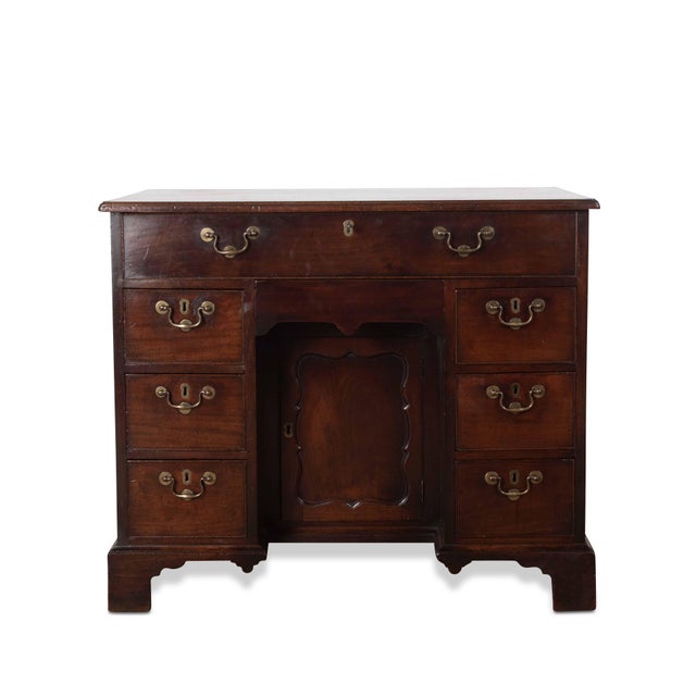 18th Mahogany Grendy Kneehole Desk, 1750 For Sale - Image 6 of 14