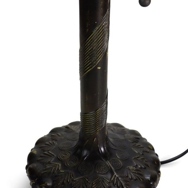 Early 20th Century Tiffany School Floral Leaded Stained Glass Table Lamp For Sale - Image 6 of 15