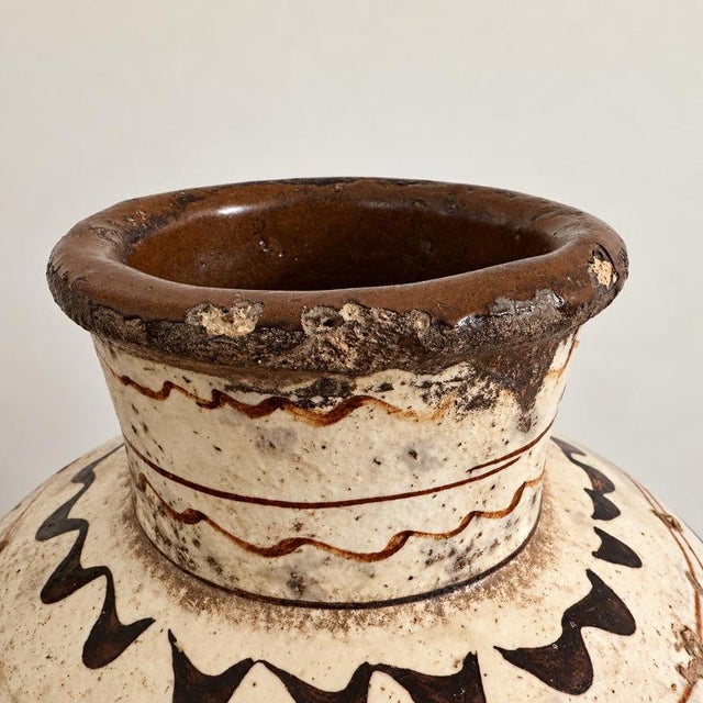 Chinese Ming or Yuan Dynasty Cizhou Earthenware Wine Pot For Sale - Image 3 of 7