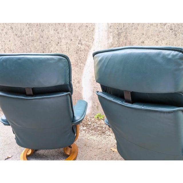 1980s Stressless Leather Armchairs by Ekornes, Norway, 1980, Set of 2 For Sale - Image 5 of 14