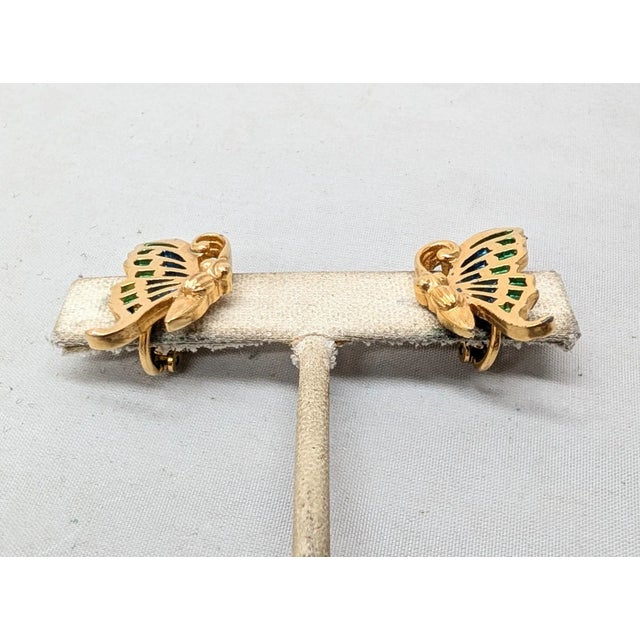 Vintage Signed Napier Goldtone Green & Blue Enamel Butterfly Clip Earrings- 2 Pieces For Sale In Philadelphia - Image 6 of 14