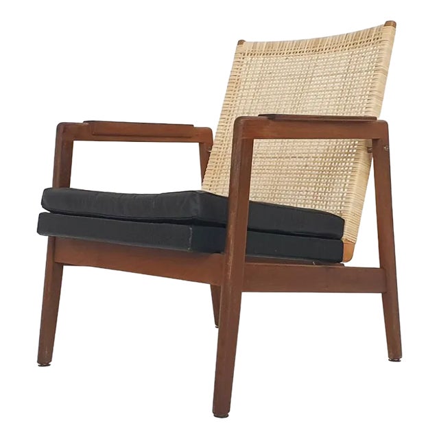 Rattan and Leather Low-Back Lounge Chair by P. J. Muntendam for Gebrüder Jonkers, Netherlands, 1950s For Sale