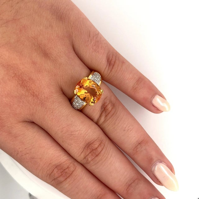 Vintage 6 Carat Oval Cut Orange Topaz and Round Cut Diamond Ring in 18K Solid Go, Size 7.75 For Sale - Image 4 of 5