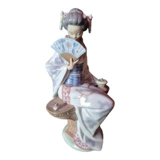 Vintage Retired Lladró "Nippon Lady" Porcelain Geisha Figurine (#5327) by Salvador Debón (Jg) For Sale