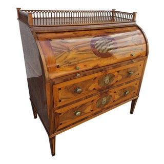 Louis Seize Cylinder Inlaid Desk in Walnut, 1790s For Sale
