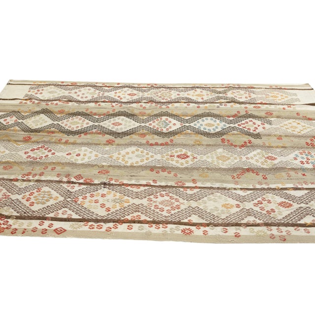 Mid 20th Century Embroidered Vintage Turkish Kilim Rug For Sale - Image 4 of 7