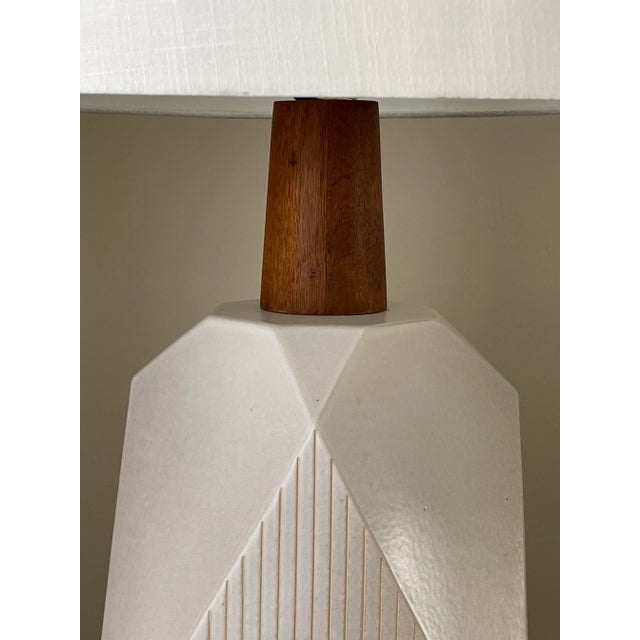 Mid-Century Modern 1990s Geometric Martz Table Lamp by Jane and Gordon Martz For Sale - Image 3 of 13