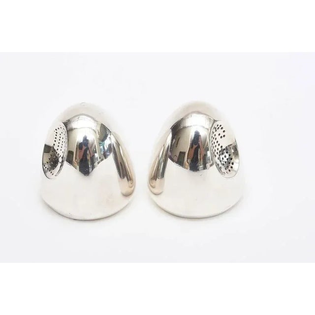 Mid Century Modern Antonio Pineda Modernist Sterling Silver Salt and Pepper Shakers Pair Of For Sale In Miami - Image 6 of 9