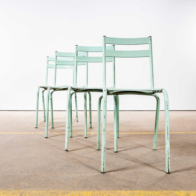 French Metal Stacking Outdoor Chairs, 1950s, Set of 6 For Sale - Image 3 of 12