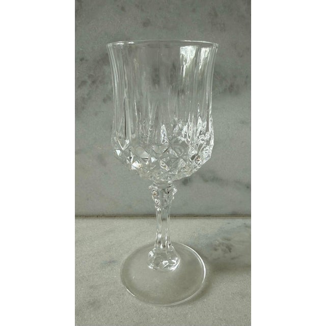 1960s Set of 7 Cristal d'Arques Longchamp Wine Glasses For Sale - Image 5 of 9