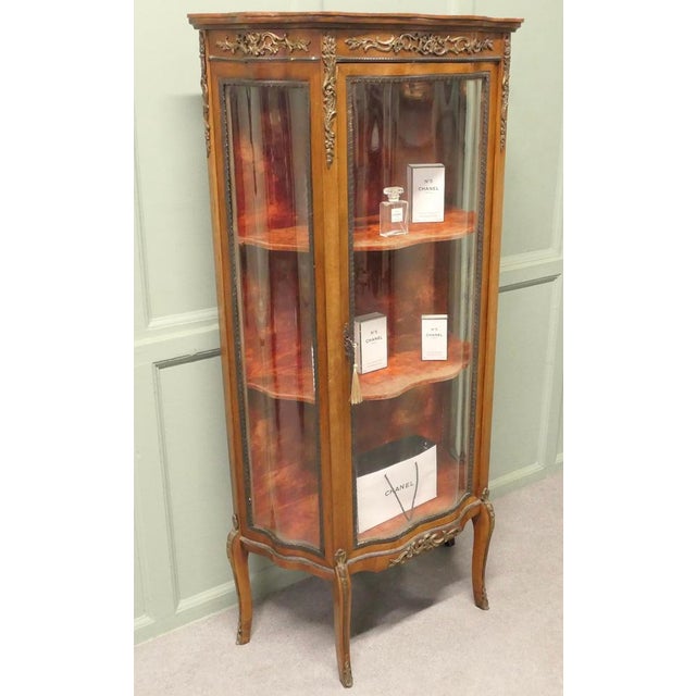 French Walnut and Ormolu Mounted Vitrine For Sale - Image 5 of 9
