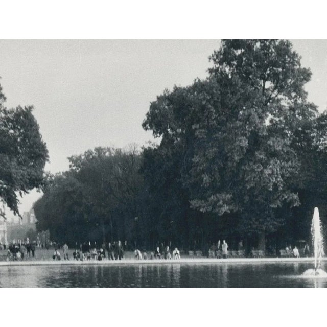 Couple, 1950s, Black & White Photograph For Sale - Image 3 of 5