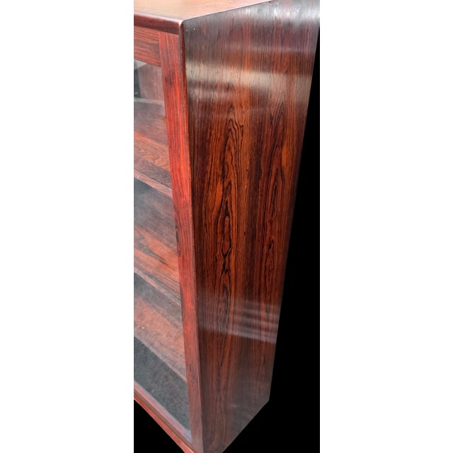 Erik Brouer Rosewood Display Cabinet, Denmark 1960s [Unsigned] For Sale - Image 4 of 9
