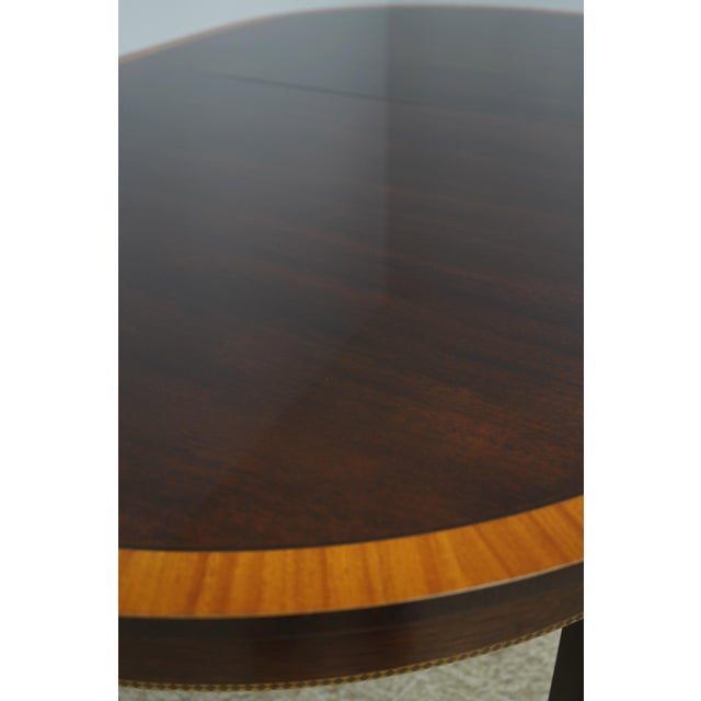 1980s Stickley Mahogany Federal Style Inlaid Dining Table For Sale - Image 5 of 18