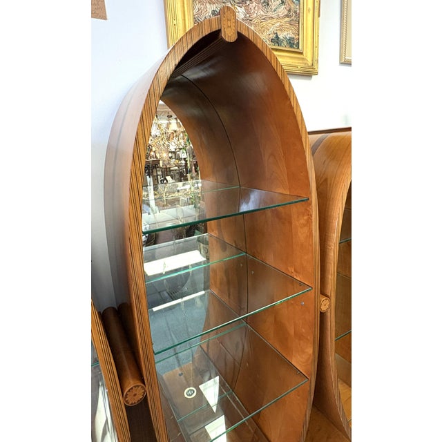 Vintage Art Deco Style Fan & Feather Shaped Three Section Lighted Display Cabinet For Sale - Image 4 of 18