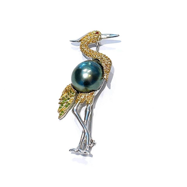 Bochic “Orient” Vintage Sapphire, Ruby & Black Tahiti Pearl Brooch Set 18K Gold For Sale - Image 10 of 10