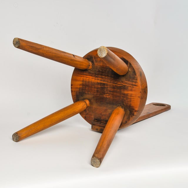 Mid 20th Century Keyhole Chair by William Fetner Signed Pine Tall Back Sculptural Chair For Sale - Image 10 of 14