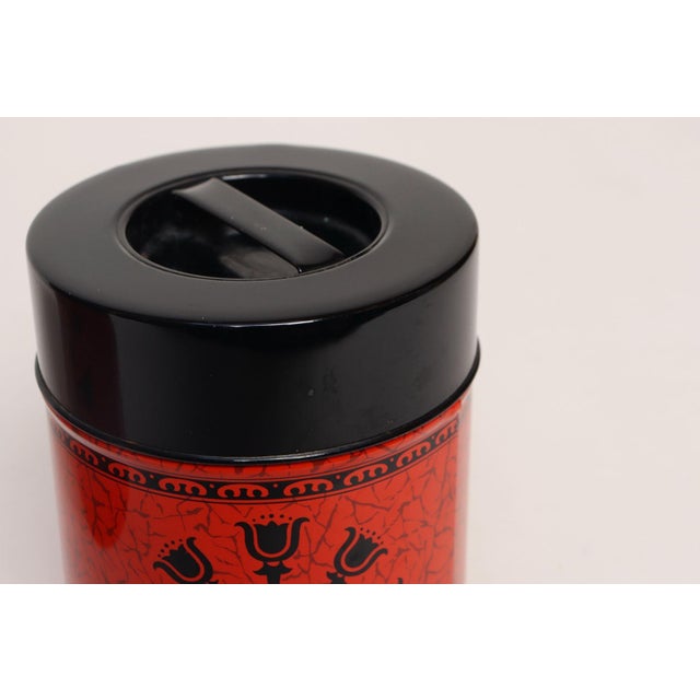 Set of Three Japanese Modern Nesting Canisters With Red and Black Floral Decoration For Sale - Image 16 of 18