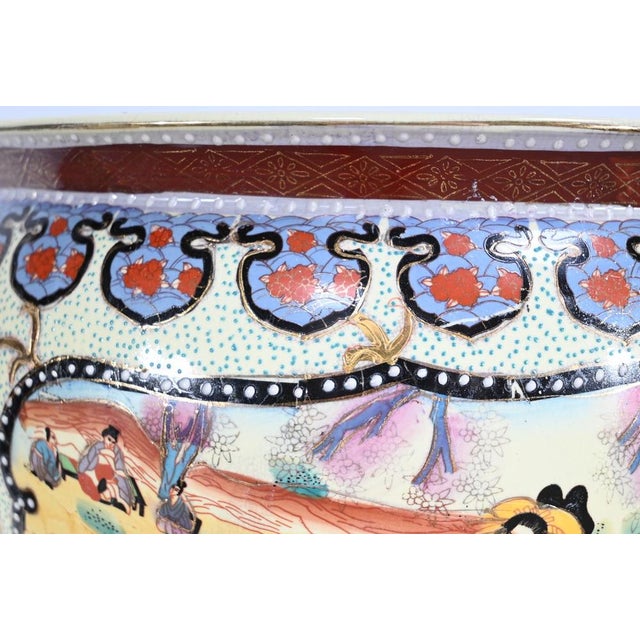 Chinese Porcelain Vase For Sale - Image 12 of 18