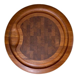 1960s Jens Quistgaard for Dansk Modern Teak Cutting Board Serving Tray For Sale