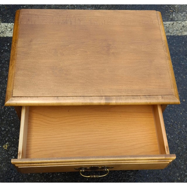Mid Century Modern Maple Single Drawer Bedside Table For Sale In Washington DC - Image 6 of 8
