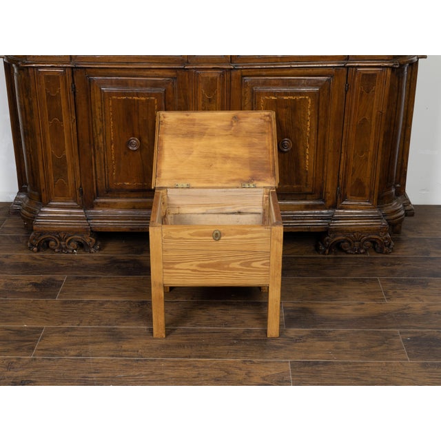 Wood Rustic English 1900s Pine Box on Straight Legs with Weathered Patina For Sale - Image 7 of 8