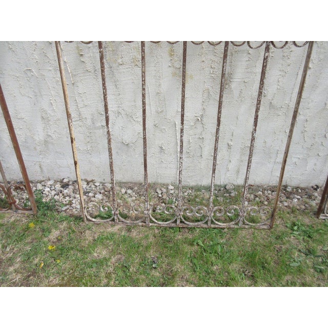 1900 - 1909 Antique Victorian Iron Gate # 331 For Sale - Image 5 of 7