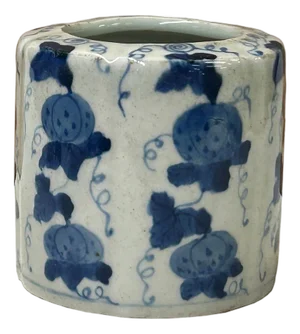Chinese Blue White Porcelain Round Vine Fruit Graphic Small Vase