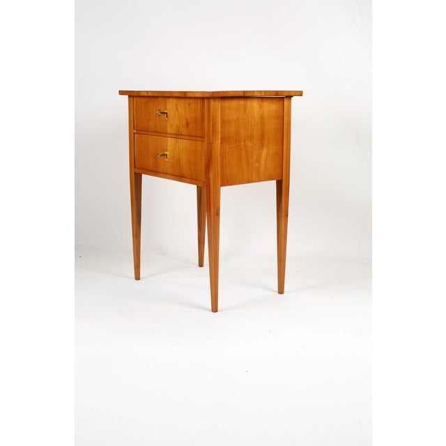 Antique Biedermeier Side Table in Cherry Wood, 1830 For Sale - Image 14 of 14
