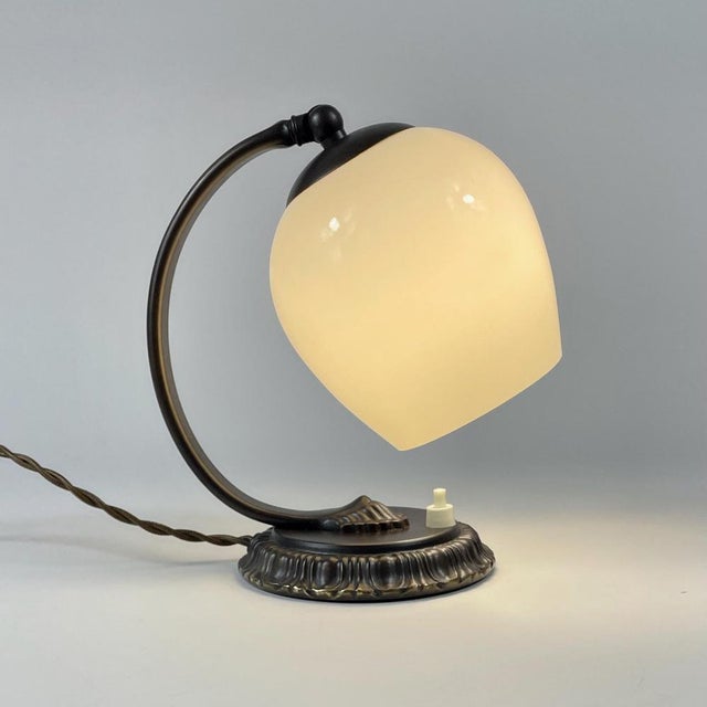 Vintage Art Deco German Table Lamp in Burnished Brass and Opaline Glass, 1930s For Sale - Image 14 of 17