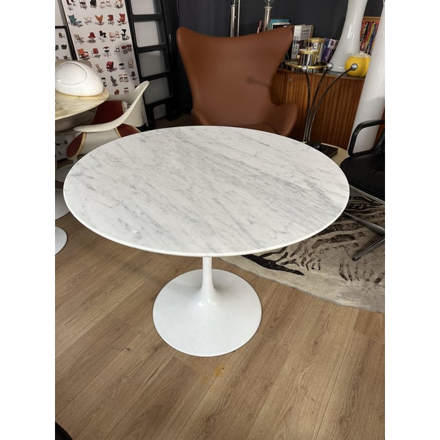 Tulip Table in Carrara Marble by Eero Saarinen for Knoll Inc. / Knoll Internationa, 1980s For Sale - Image 11 of 12