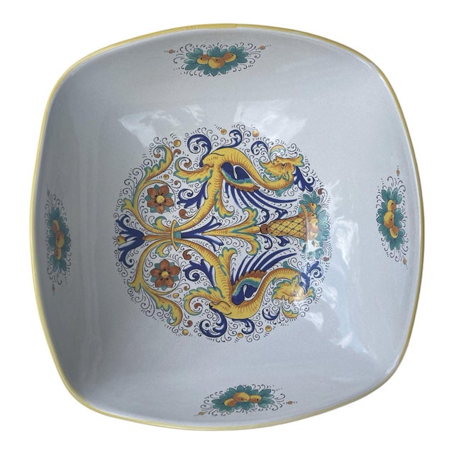 Vintage Deruta Raffaellesco Serving Bowl and Tray- Set of 2 For Sale In Milwaukee - Image 6 of 9