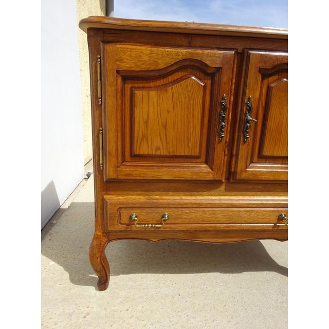Small Light Oak Sideboard with Swivel Top, 1980s For Sale - Image 3 of 18