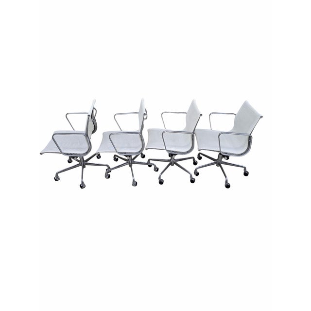Mid-Century Modern Attributed to Herman Miller Eames Low Back White Mesh Office Chairs – 6 For Sale In Chicago - Image 6 of 12