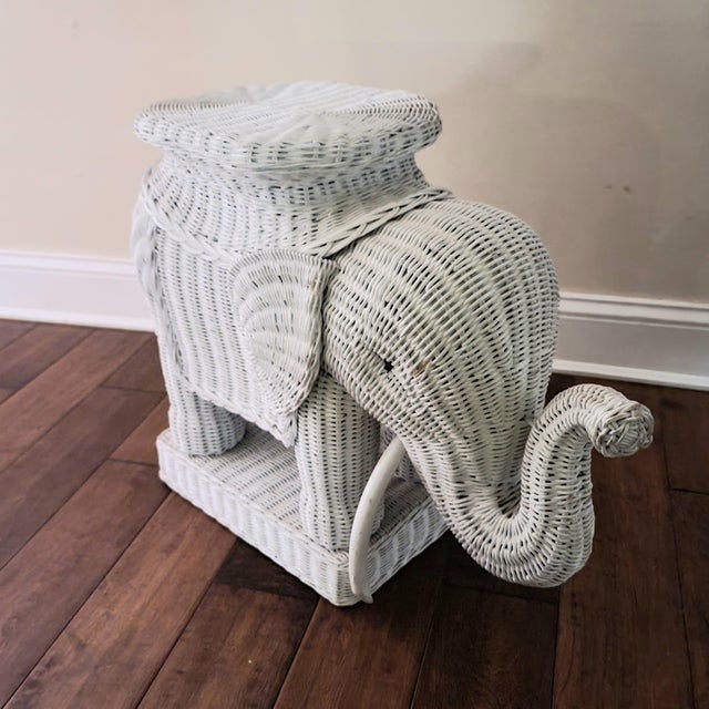 Mid 20th Century Vintage Palm Beach Chic White Wicker Elephant Side Table For Sale - Image 5 of 6