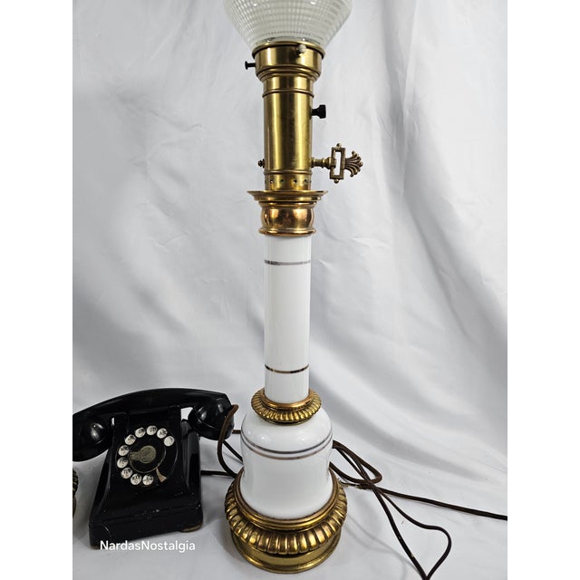 Metal Pair of Vintage 1950s Stiffel Attributed White Ceramic Glass With Brass Banding Torchiere Table Lamp For Sale - Image 7 of 9