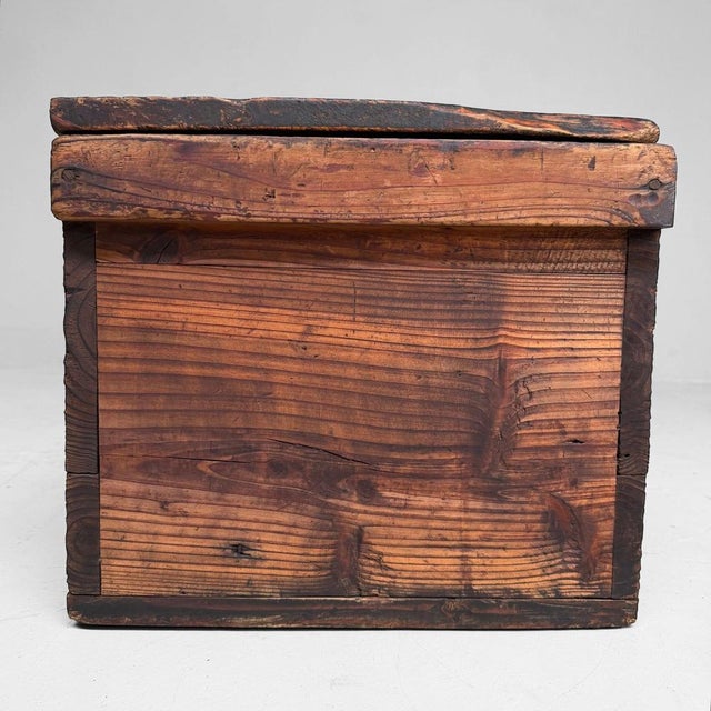 Antique Japanese Chest, 1890s For Sale - Image 4 of 18