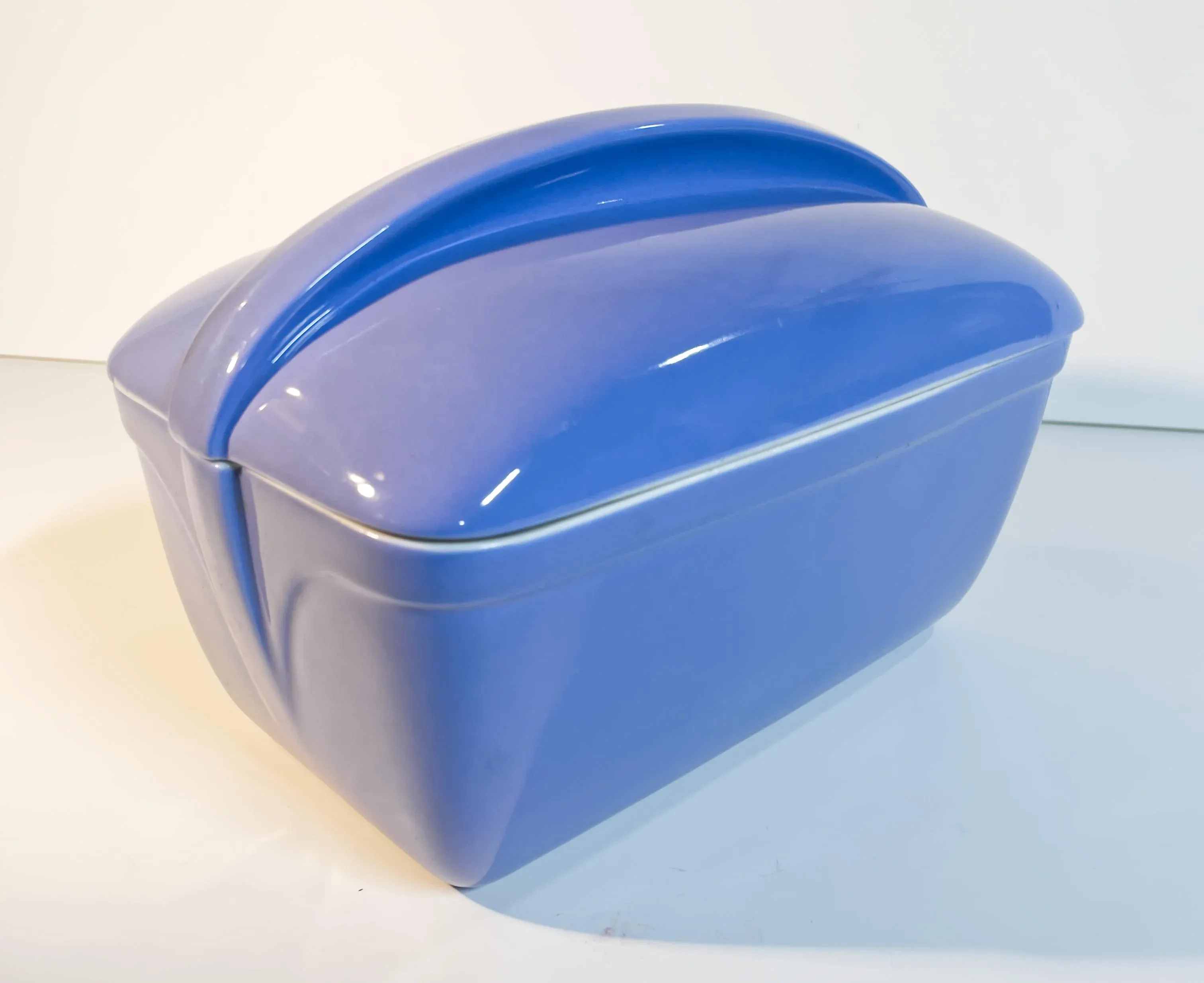 1940s American Art Deco Hall China Co. Blue Refrigerator Dish With