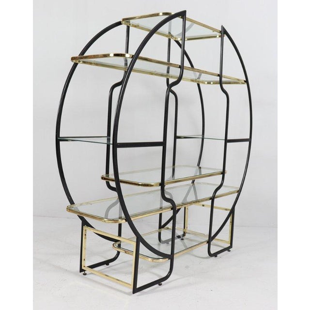 Mid-Century Modern Hollywood Regency Sculptural Circular Étagère in Blackened Steel, Gold-Plated Metal and Glass, 1970s For Sale - Image 3 of 8