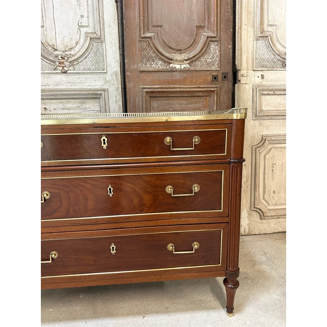 Antique Louis XVI Style Mahogany Commode, 1800 For Sale - Image 13 of 16